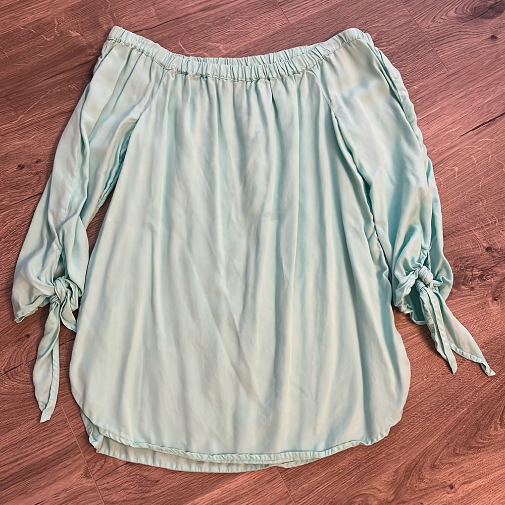 Cloud and Ivy off the shoulder blouse.